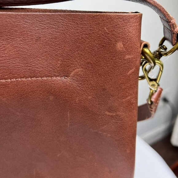 Madewell Rich Brown Leather bucket tote - Picture 8 of 14